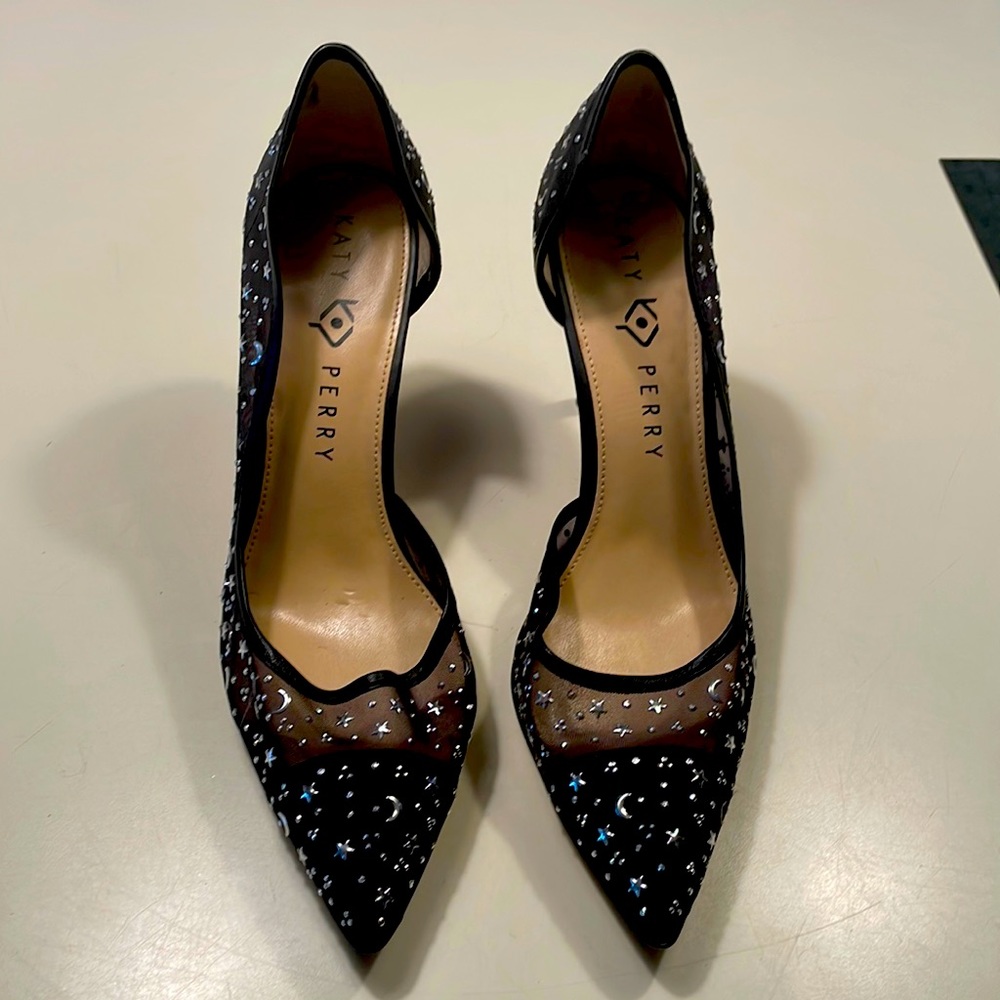 Black mesh pumps with silver moons and stars